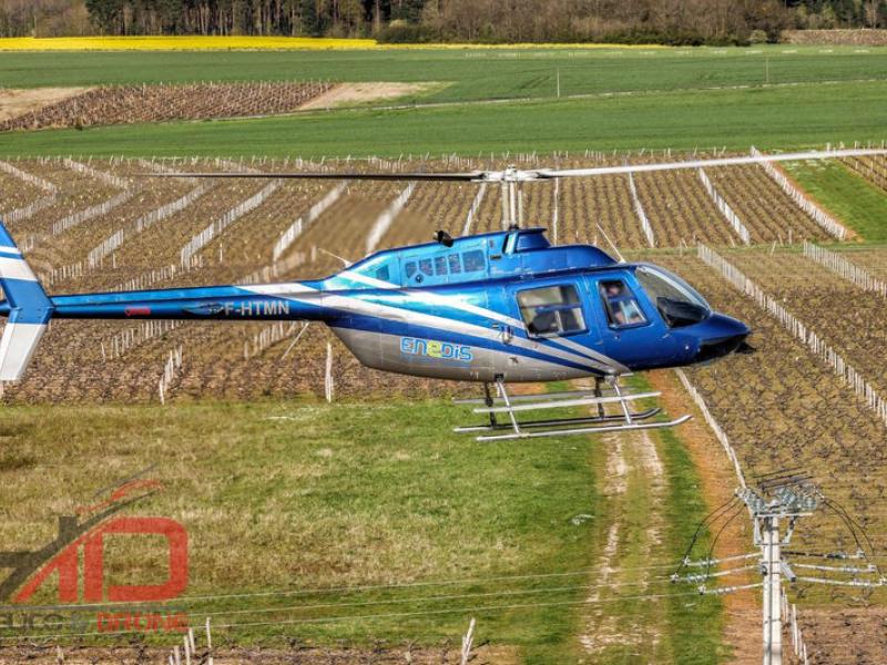 Survol des lignes électriques moyenne tension